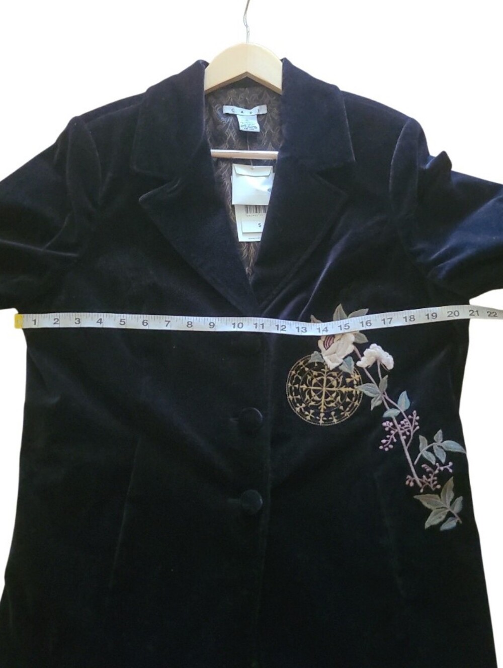NWT Vintage CAbi Antoinette Velvet Floral Embroidered Longline coat Black Whimsy - Picture 14 of 17